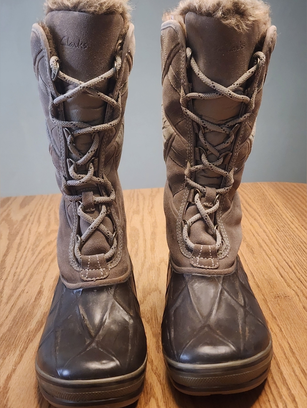 Clarks Muckers Storm Beige Fur Line Boots Womens Size 6.5 Winter Hiking Fall - Picture 5 of 9